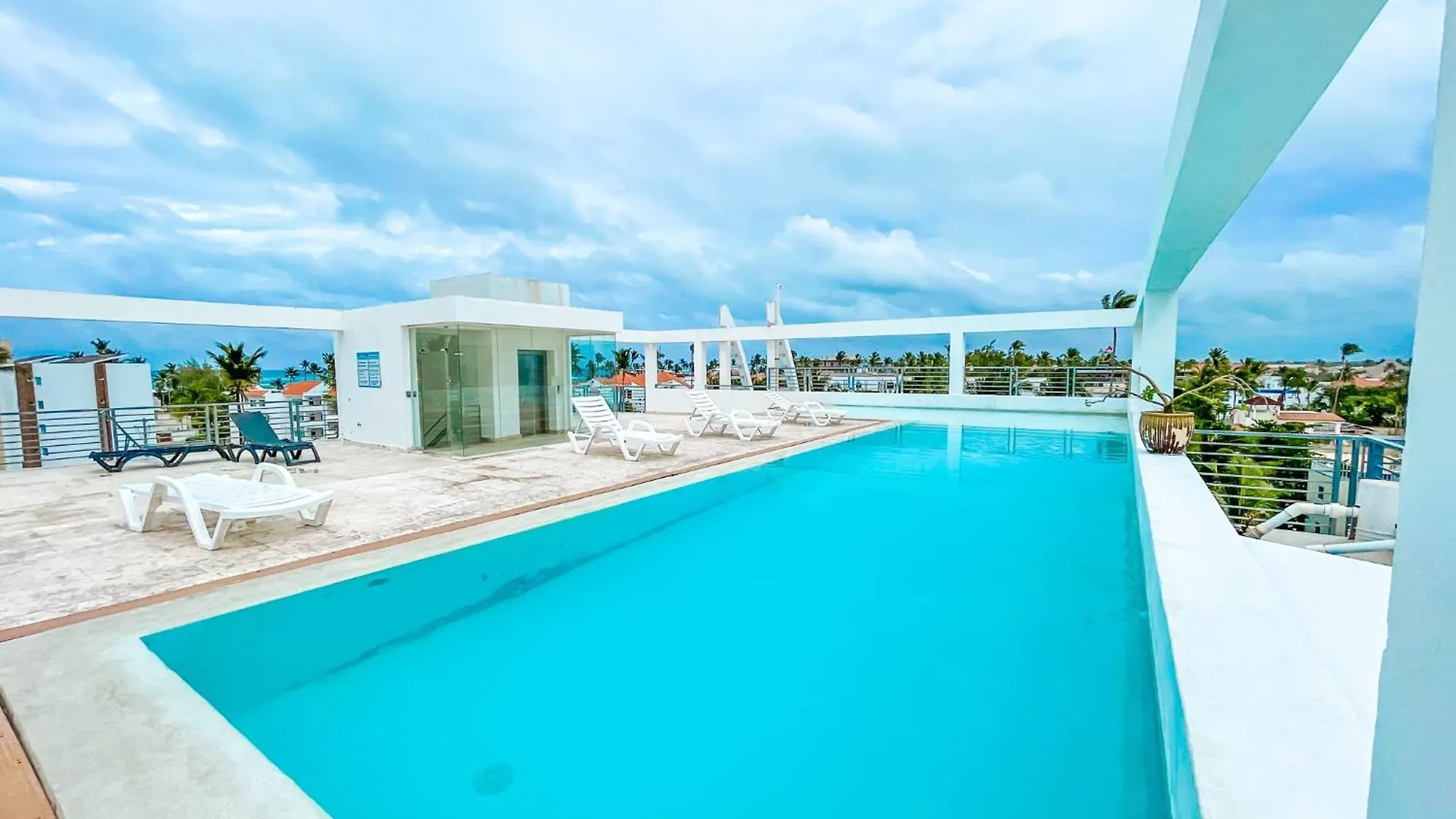 Studios Suites Rooftop Pool Ducassi Hotel Bavaro Beach Clubb& Spa Punta Cana